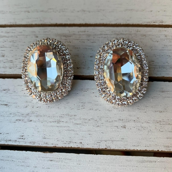 Jewelry - Round Crystal Clip-On Earrings